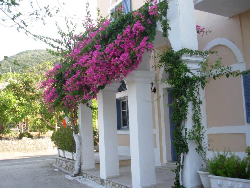 Louisa Studios Poros  Eksteriør billede